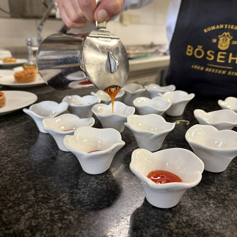 Training as a kitchen specialist (m/f/d)